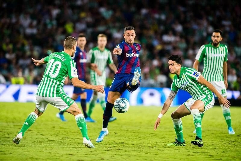 Soi kèo Real Betis vs Levante
